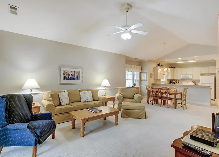 Magnolia Pointe 305